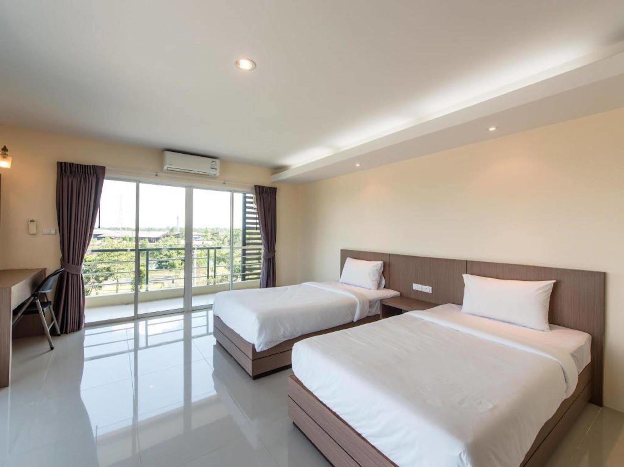 Oyo 488 Delight Residence Pattaya Extérieur photo